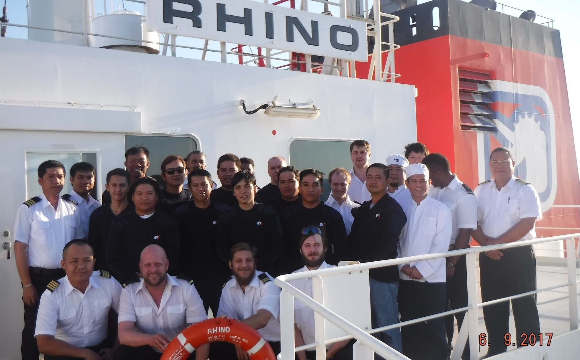 Rhino rescues 103 migrants